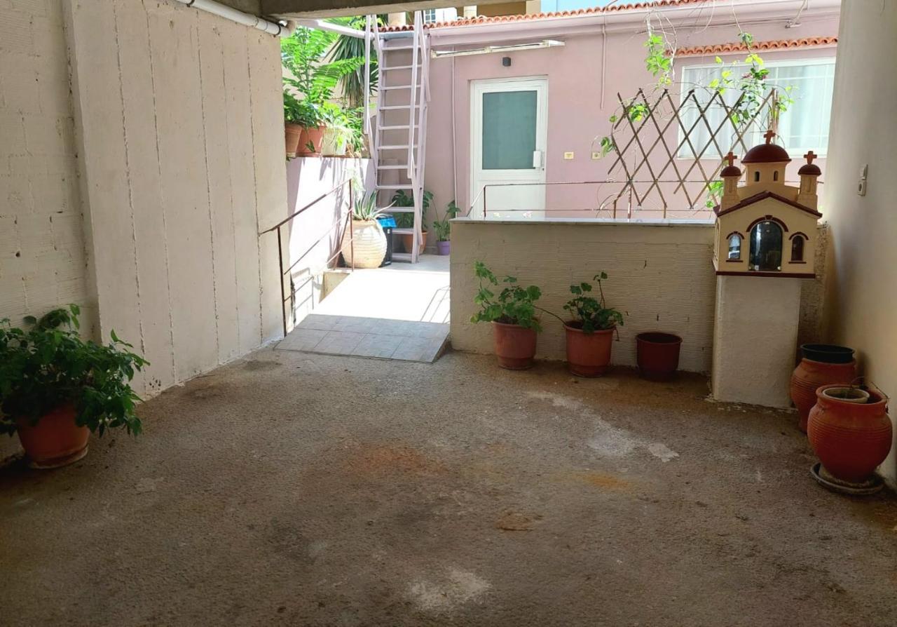 S For Studio - Detached, Close To City Center Chania  Exterior photo